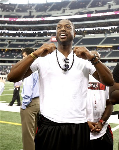 斯洛特：这点球在英超可能不会判；萨拉赫？今晚属于在场球员（斯洛特：这点球英超未必判；谈萨拉赫：今晚主角是出场球员）