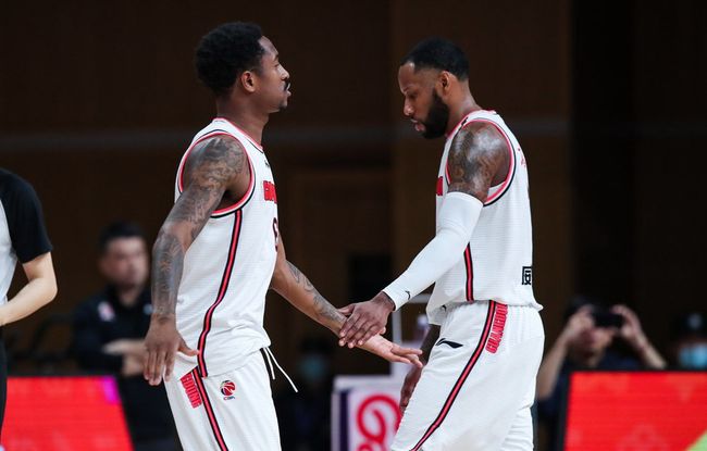 经纪人：若日尼奥当然会考虑世界杯，他随时听从加图索的召唤（经纪人：若日尼奥愿考虑世界杯，随时听候加图索召唤）