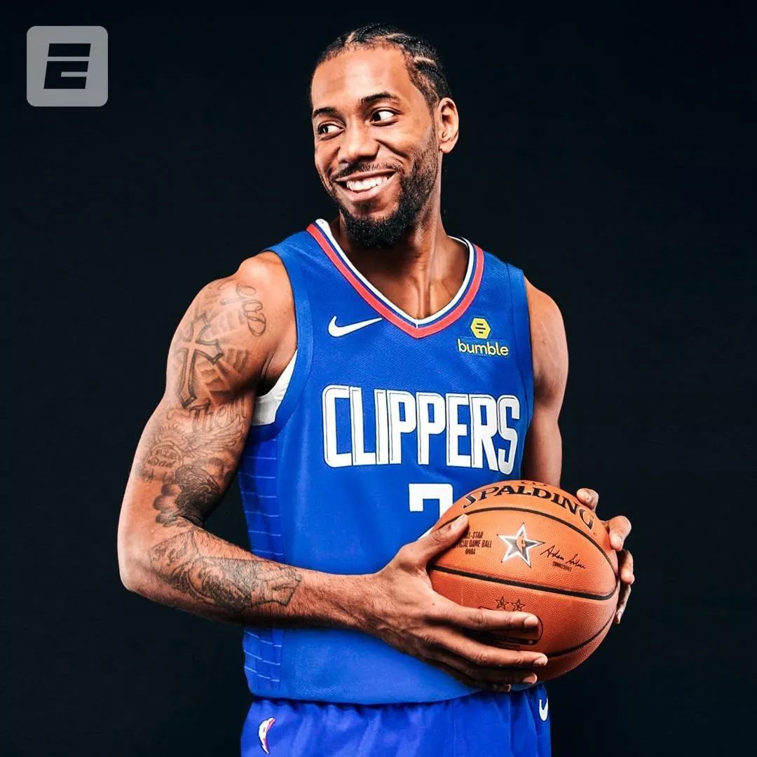 凌晨4点：欧冠19亿欧元对决，利物浦19人战国米，萨拉赫被弃！（凌晨4点，欧冠总身价19亿之战：利物浦19人挑战国米，萨拉赫落选！）