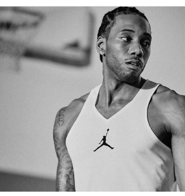 南美国家队历史射手榜全新发布！梅西114球领跑，效率仅次内马尔位居第二（南美队史射手榜新鲜出炉：梅西114球登顶，效率仅逊内马尔列第二）